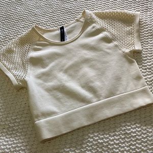 Savvi fit cream cropped workout top size small worn once